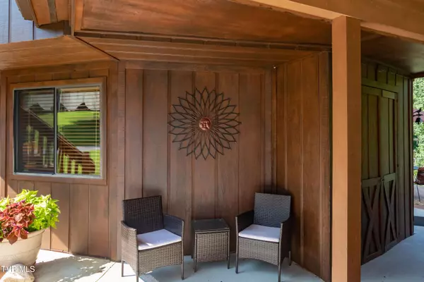 Chilhowie, VA 24319,542 Sulpher Spring RD