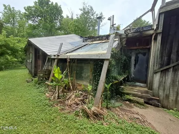 Bristol, TN 37620,169 Church CIR