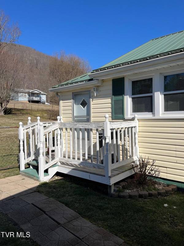 Big Stone Gap, VA 24219,419 Second AVE