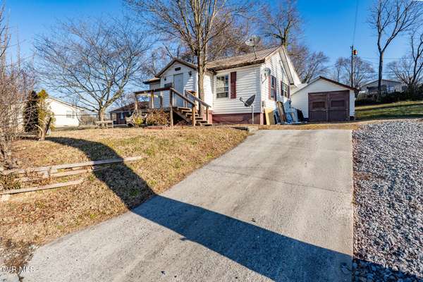 Kingsport, TN 37664,1208 Sullivan CT