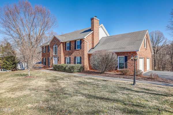 Piney Flats, TN 37686,4322 Summerfield DR