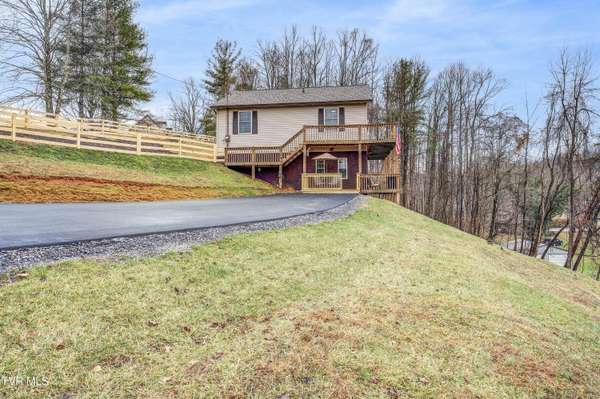 Unicoi, TN 37692,112 Sugar Hollow RD