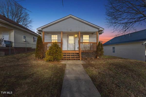 506 Lamont ST, Johnson City, TN 37604