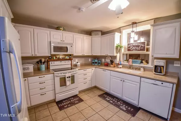 Surgoinsville, TN 37873,184/202 Sandidge Hollow RD
