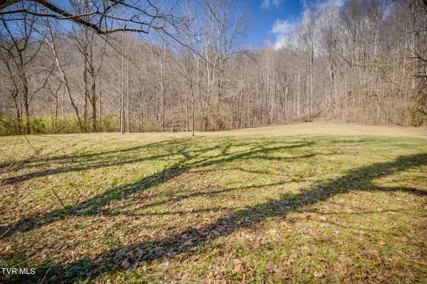 1795 Bear Hollow RD, Greeneville, TN 37745