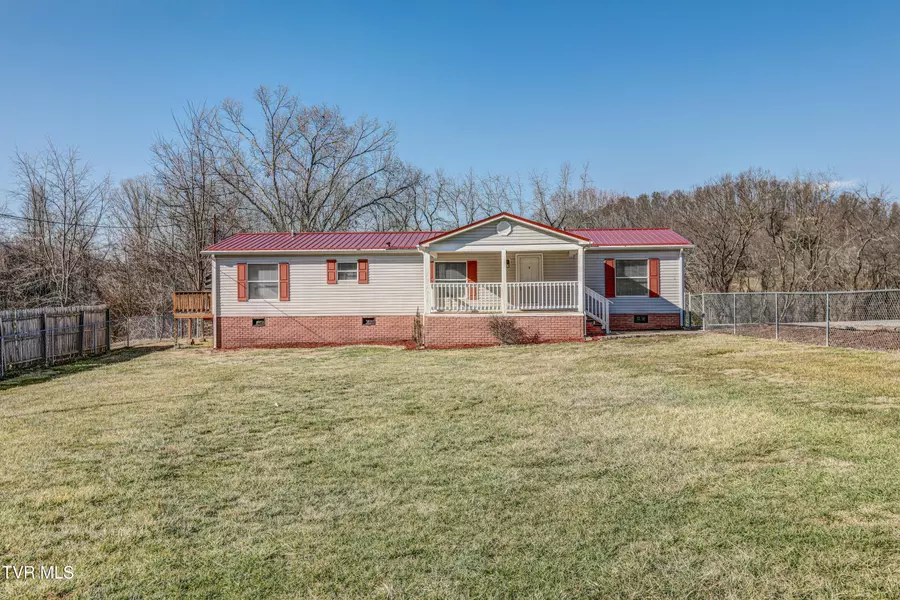 962 Meadow View RD, Bristol, TN 37620