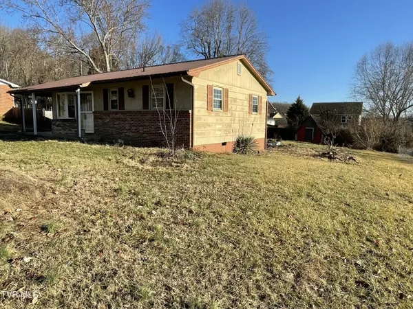 Piney Flats, TN 37686,304 Lisa LN