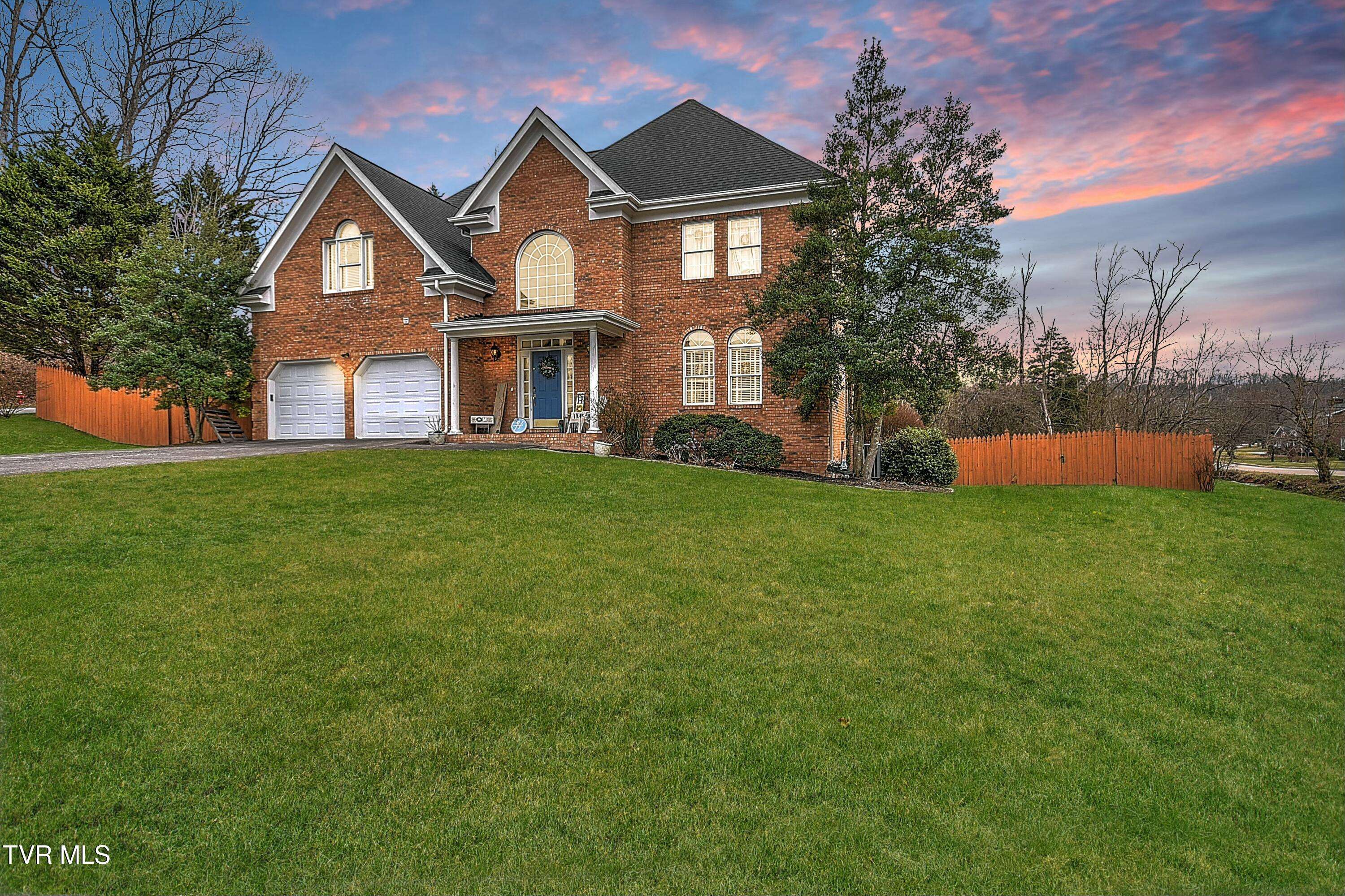 2701 Berkshire LN, Kingsport, TN 37660