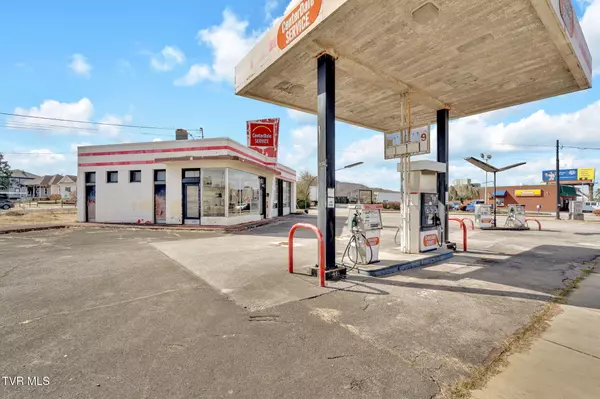 801 Center ST, Kingsport, TN 37660