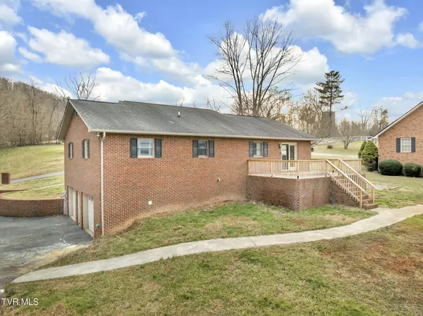 Erwin, TN 37650,1410 Roy Bob RD