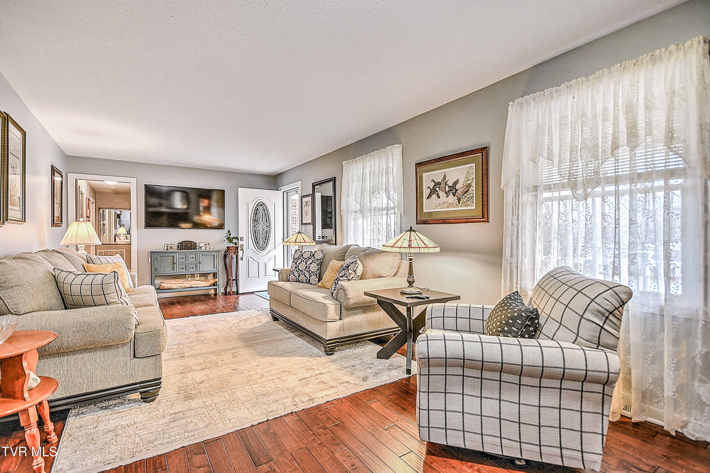 Gate City, VA 24251,233 Skyline DR
