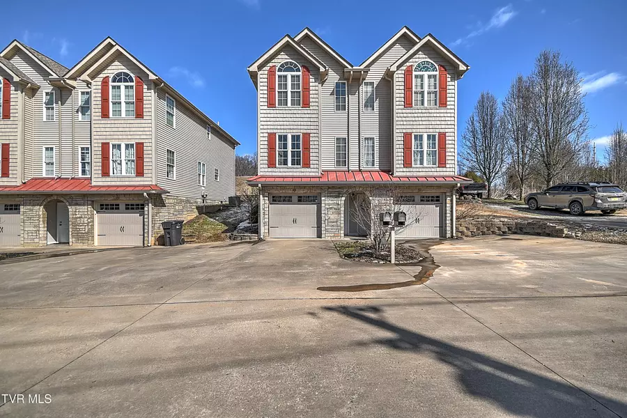 22 Earhart RD #22, Bluff City, TN 37618