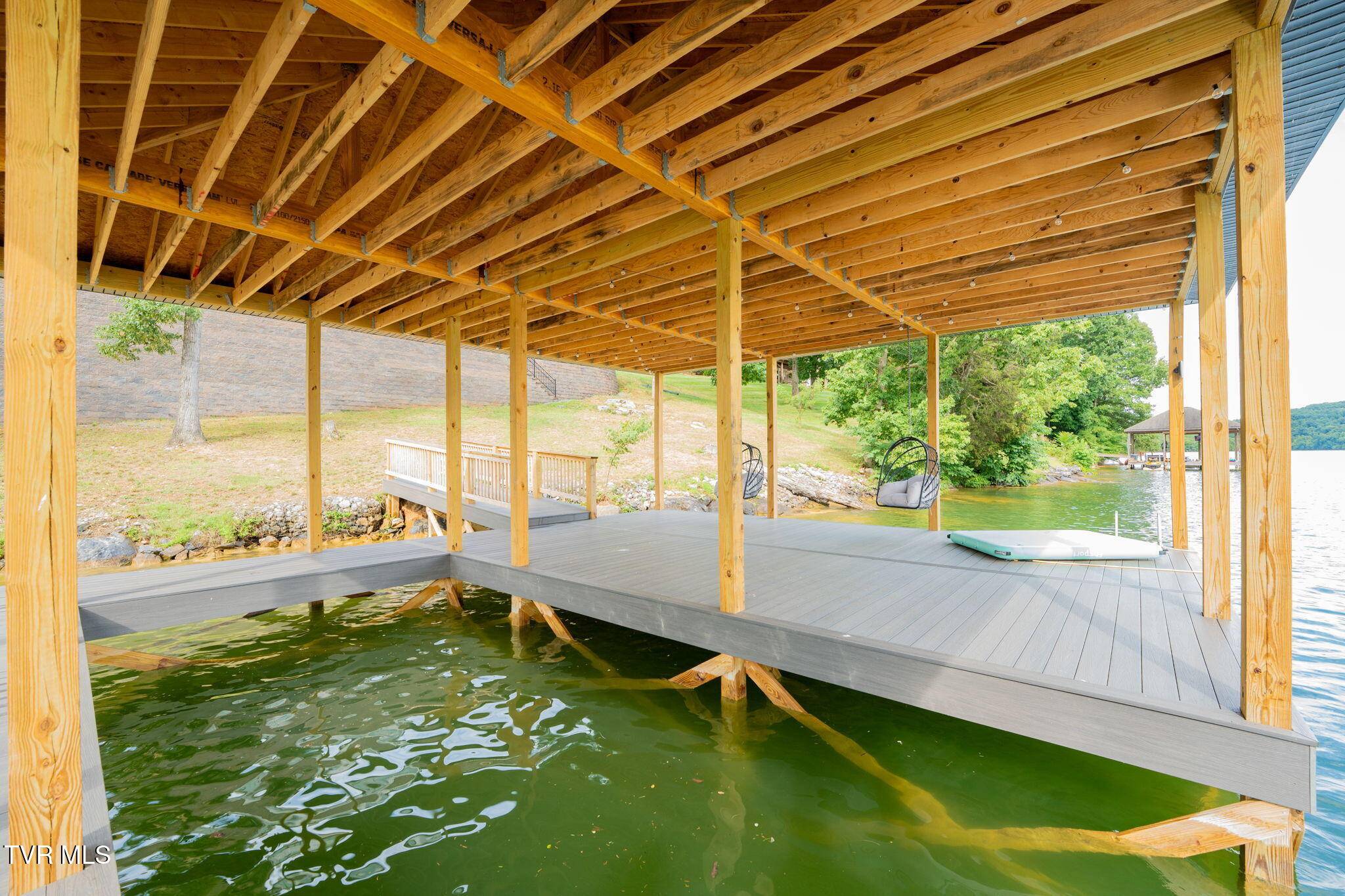 Blountville, TN 37617,253 Forest Lane North