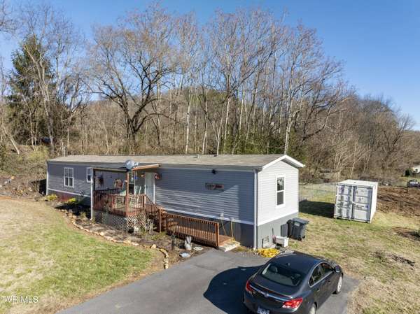 117 Jenkins Hollow RD, Elizabethton, TN 37643