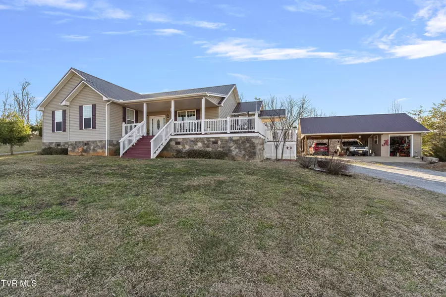 1940 Cozy RD, Newport, TN 37821