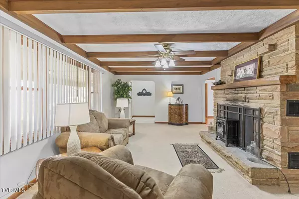 Jonesborough, TN 37659,520 Heritage LN