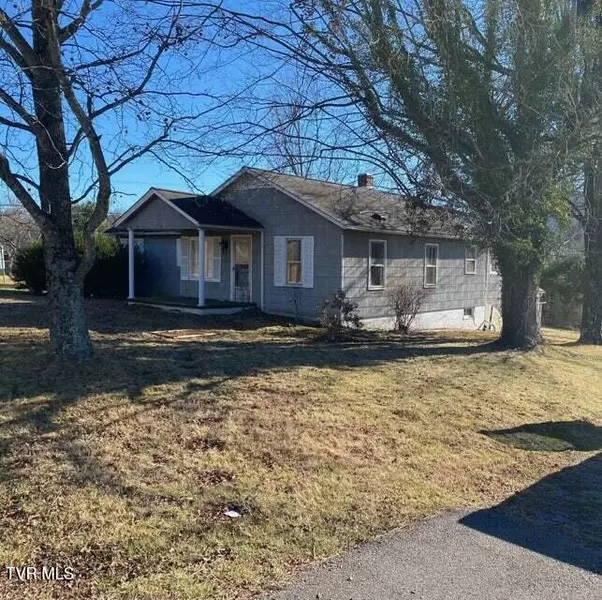 1805 Cherokee RD, Johnson City, TN 37604