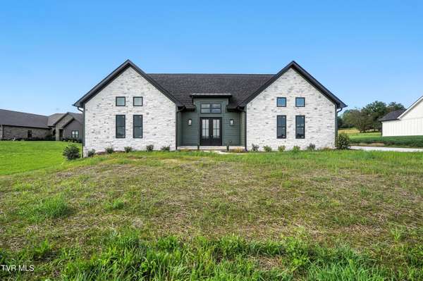 2111 Cattlemans TRL, Jonesborough, TN 37659