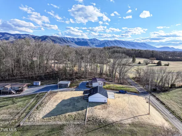 Afton, TN 37616,625 Seaton RD