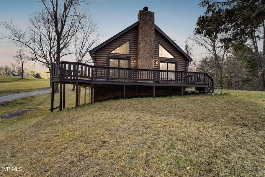 110 Happy Valley RD, Johnson City, TN 37601