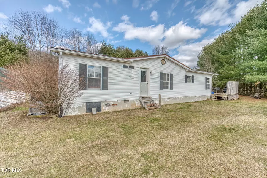 2645 Cold Springs RD, Mountain City, TN 37683