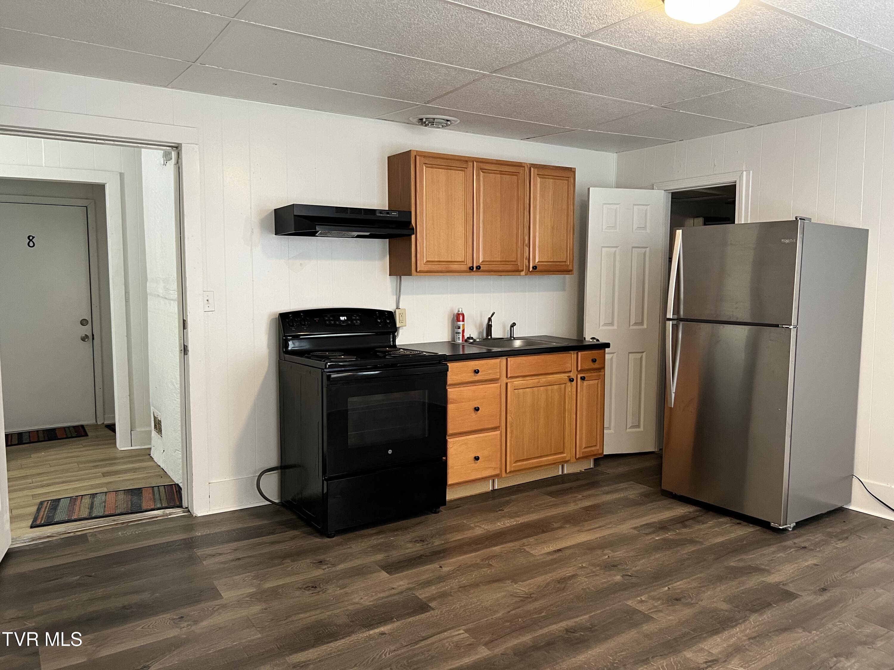 Bristol, TN 37620,219 Lynwood ST