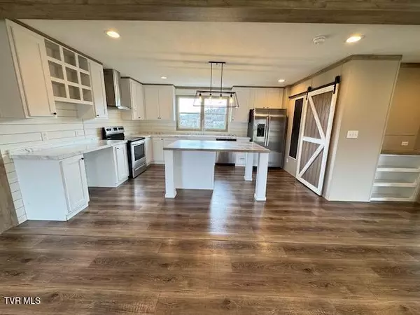 Church Hill, TN 37642,140 Rolling Hills DR