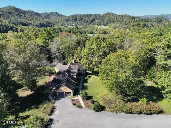 Cedar Bluff, VA 24609,279 Alfalfa FLD