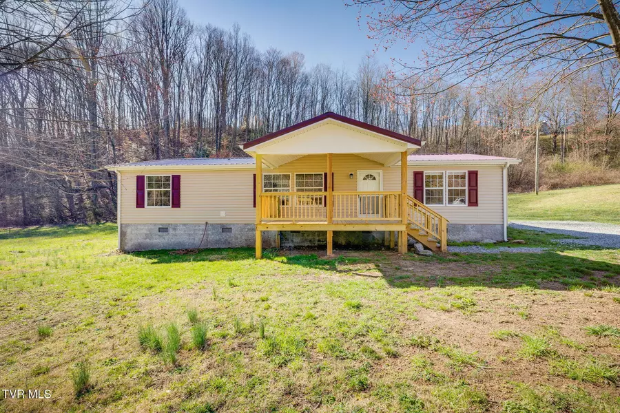 1015 Jasper RD, Duffield, VA 24244