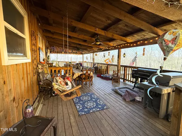 Cosby, TN 37722,180 Grand Country DR