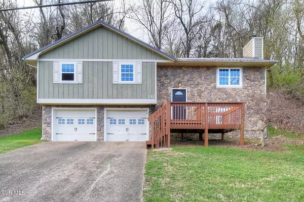 Kingsport, TN 37660,252 River Edge DR