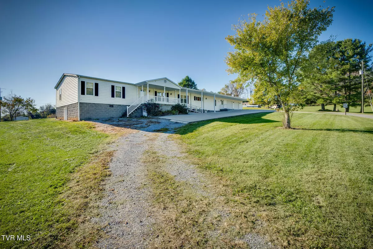 Saltville, VA 24370,228 Midway ST