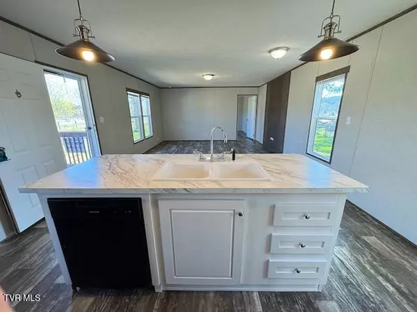 Mosheim, TN 37818,3685 Mt Carmel RD