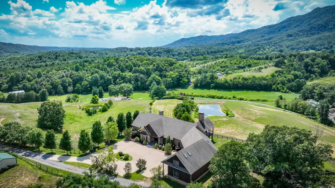 18325 Horton HWY, Fall Branch, TN 37656