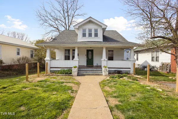 102 Locust ST, Johnson City, TN 37604
