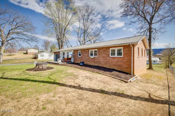 Mount Carmel, TN 37645,424 Mimosa ST