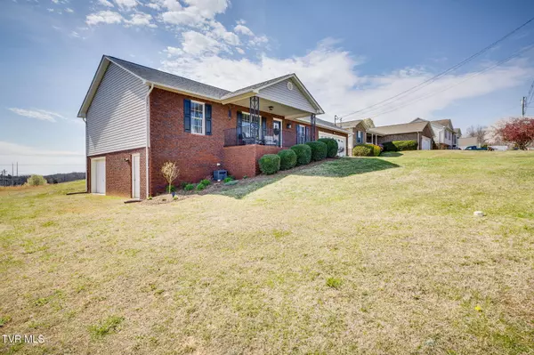 Church Hill, TN 37642,209 Navajo TRL