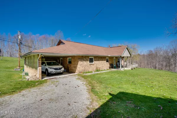 Saint Paul, VA 24283,5759 Ring RD