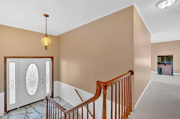 Abingdon, VA 24211,23163 Soho Sunset LN