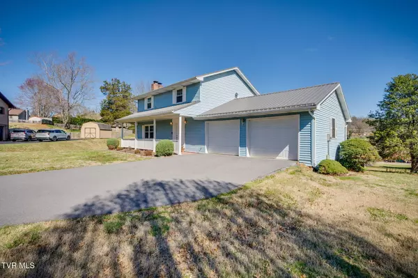Johnson City, TN 37615,7 Gentry Carson DR