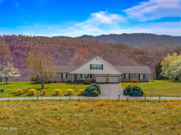 Sneedville, TN 37869,540 Hurley DR