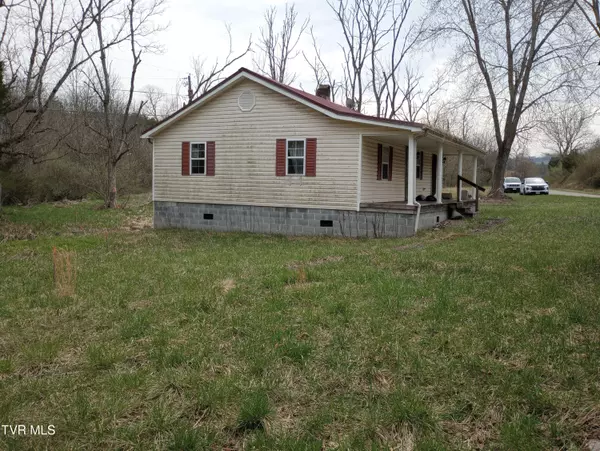 Castlewood, VA 24224,632 Burtons Ford RD