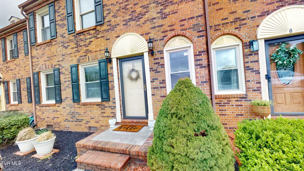 103 Mayfield DR #5, Elizabethton, TN 37643