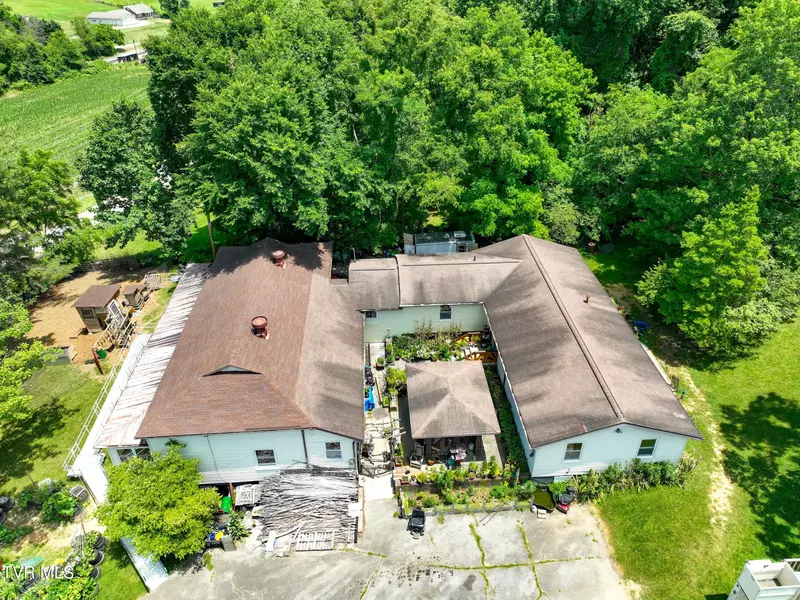 28248 Hillman HWY, Meadowview, VA 24361