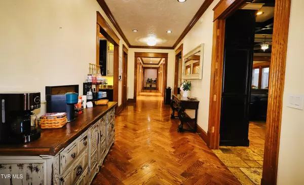 Bluefield, VA 24605,900 Tanager DR