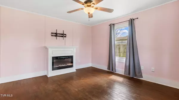 Morristown, TN 37814,304 Ridgelawn AVE