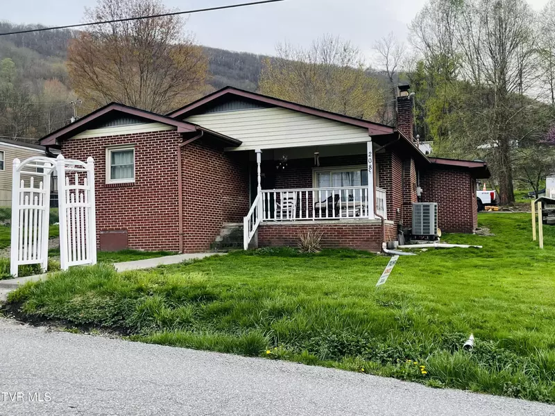 208 12th ST, Norton, VA 24273