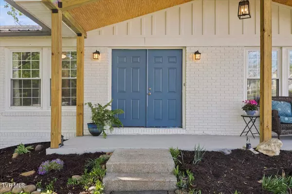 Rogersville, TN 37857,244 Holston View DR