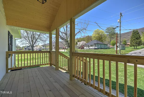 Gate City, VA 24251,2950 Hilton RD