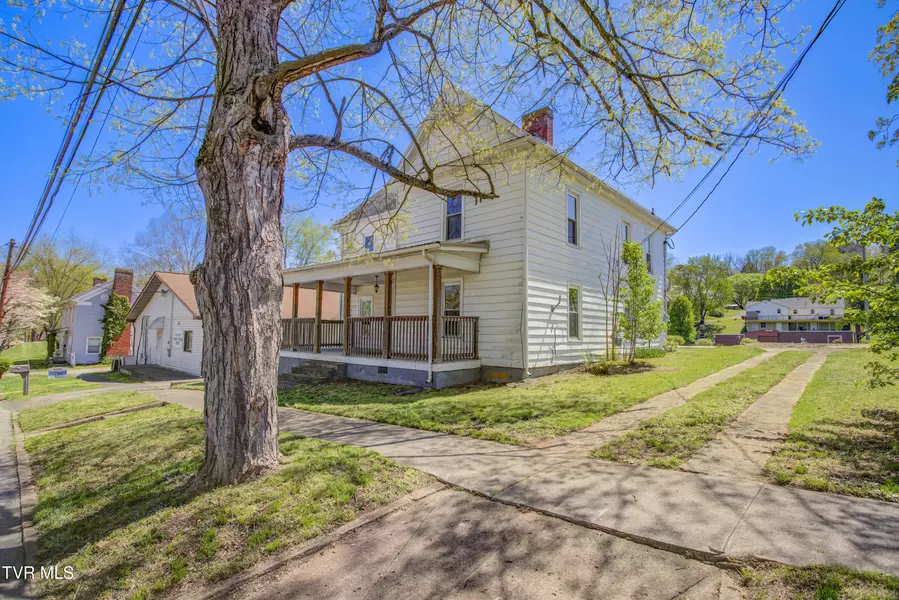 326 Main ST, Bluff City, TN 37618
